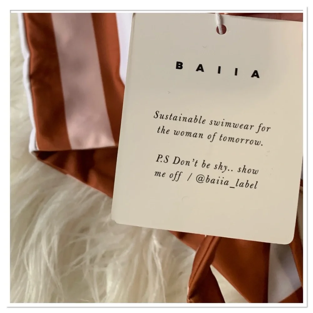 BAIIA Tanami Reversible Wrapsuit Swimsuit & Sarong  Multicolor Size US4/AU8 - Picture 8 of 11